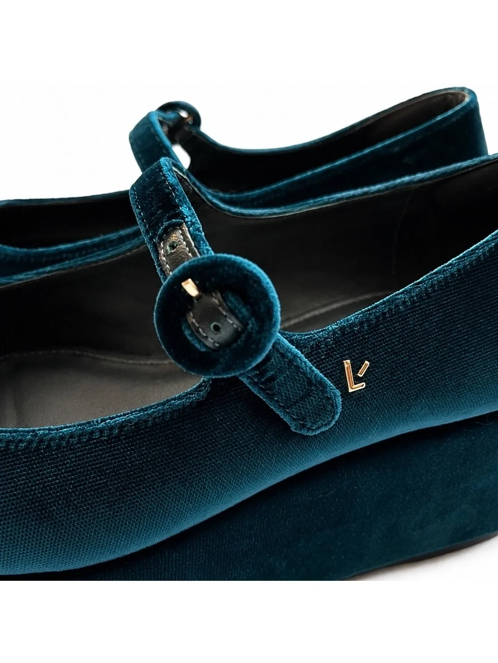Larroude Women's Turquoise Velvet Platform Mary Jane Shoes 8.5